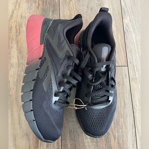 Reebok Men’s Nano Gym training shoes black & red size 7.5 (Eur 40) New